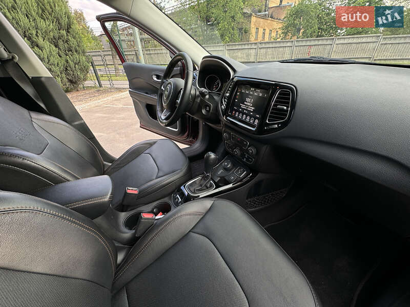 Внедорожник / Кроссовер Jeep Compass 2020 в Киеве