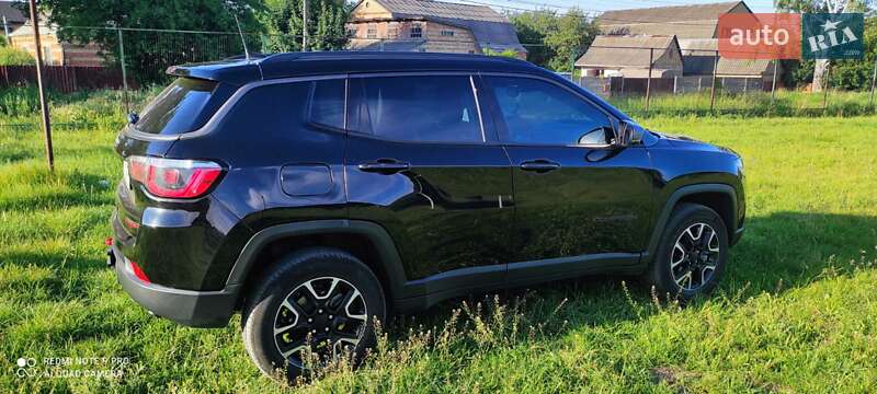 Внедорожник / Кроссовер Jeep Compass 2019 в Киеве