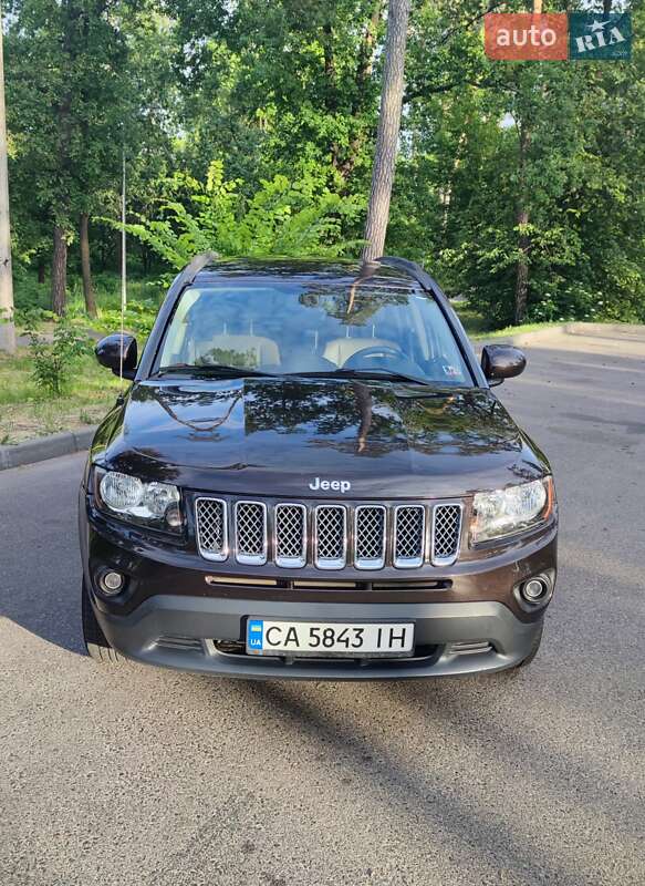 Внедорожник / Кроссовер Jeep Compass 2014 в Черкассах