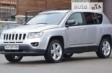 Внедорожник / Кроссовер Jeep Compass 2012 в Киеве