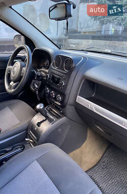 Позашляховик / Кросовер Jeep Compass 2016 в Сарнах