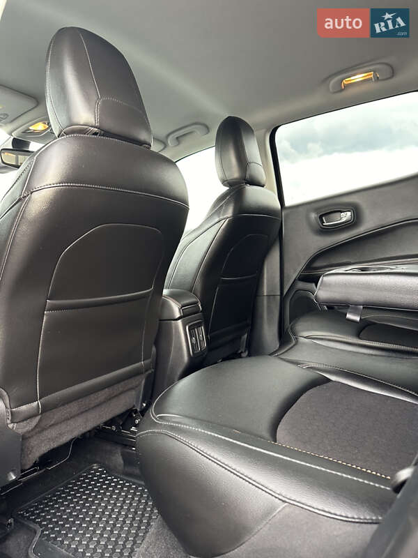 Позашляховик / Кросовер Jeep Compass 2021 в Львові фото 33 Позашляховик / Кросовер Jeep Compass 2021 в Львові