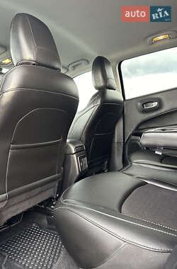 Внедорожник / Кроссовер Jeep Compass 2021 в 