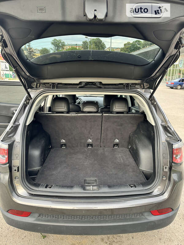 Внедорожник / Кроссовер Jeep Compass 2017 в Виннице