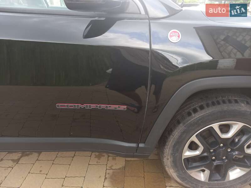 Внедорожник / Кроссовер Jeep Compass 2017 в Дубно