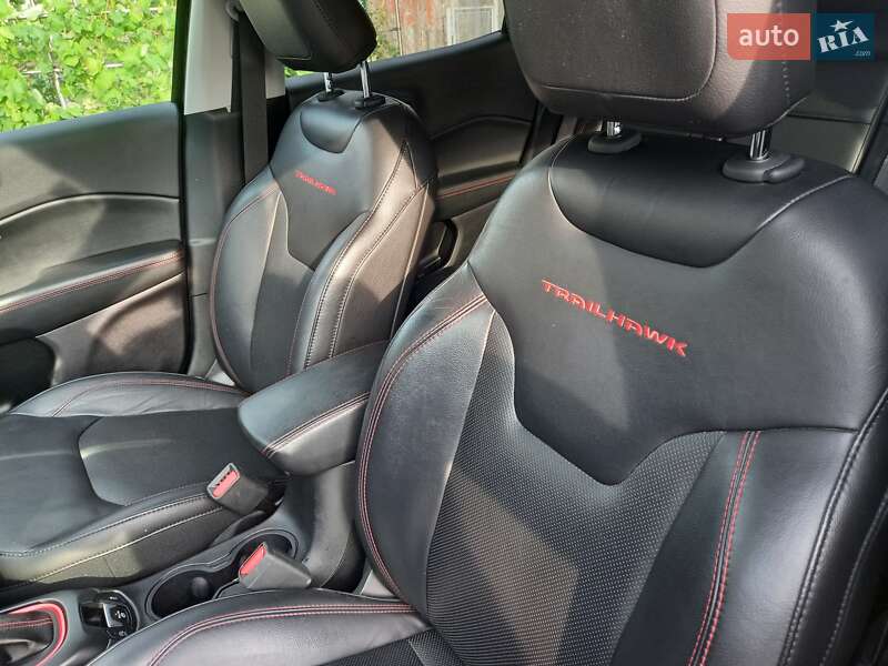 Внедорожник / Кроссовер Jeep Compass 2017 в Дубно