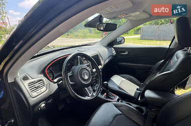 Внедорожник / Кроссовер Jeep Compass 2020 в 