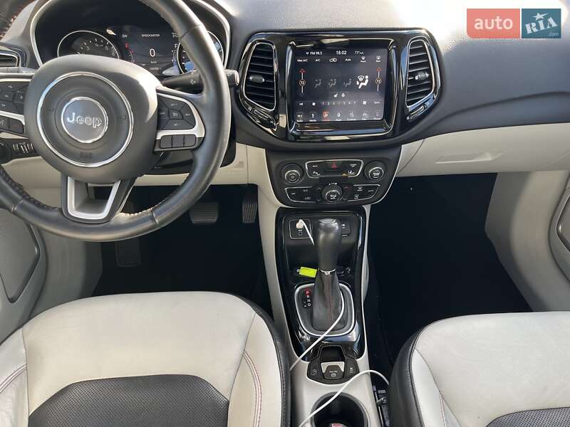 Внедорожник / Кроссовер Jeep Compass 2018 в Киеве