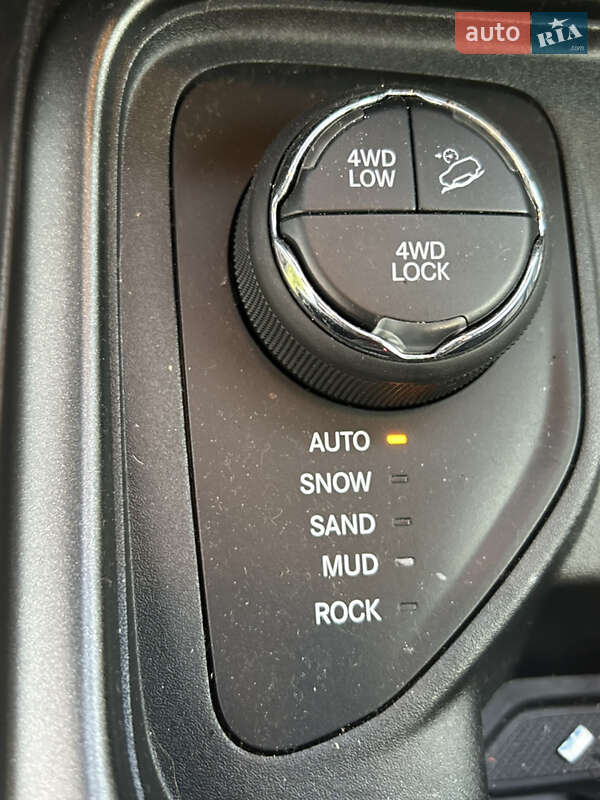Позашляховик / Кросовер Jeep Compass 2017 в Полтаві фото 16 Позашляховик / Кросовер Jeep Compass 2017 в Полтаві