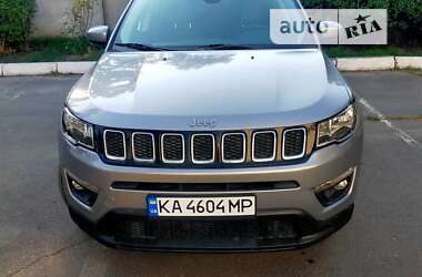 Внедорожник / Кроссовер Jeep Compass 2017 в Киеве