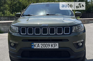 Внедорожник / Кроссовер Jeep Compass 2017 в Киеве