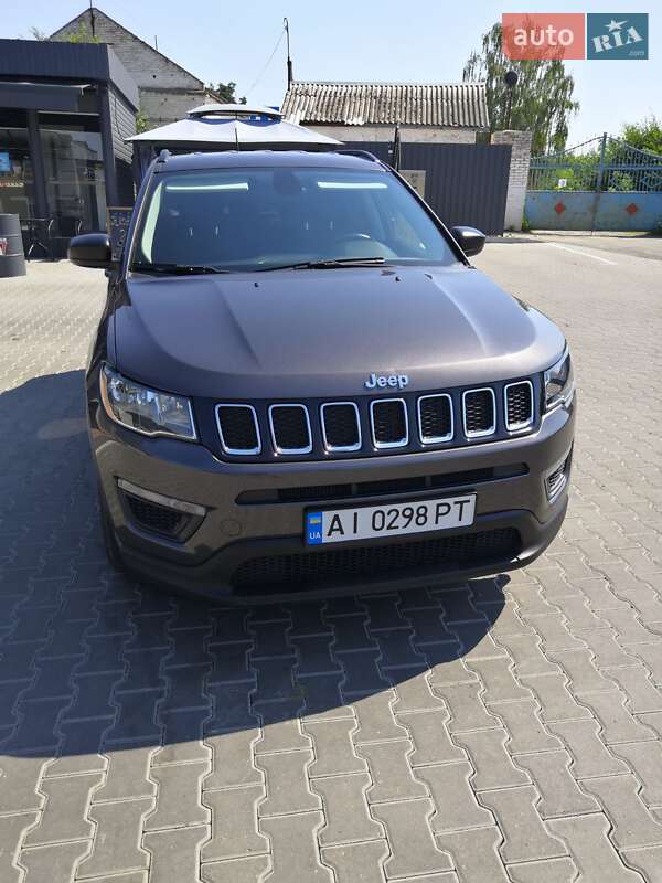 Позашляховик / Кросовер Jeep Compass 2017 в Володарці