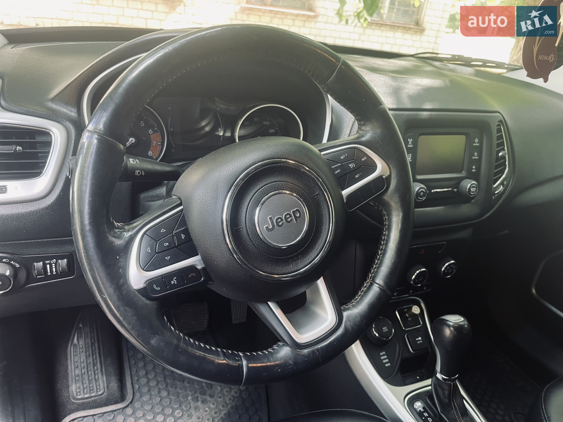2017 Jeep Compass - мініатюра 17