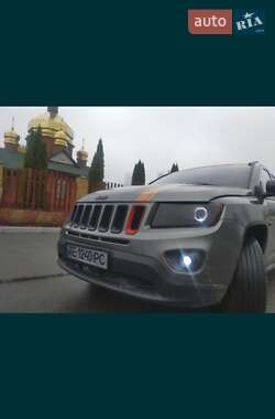 Внедорожник / Кроссовер Jeep Compass 2011 в Днепре