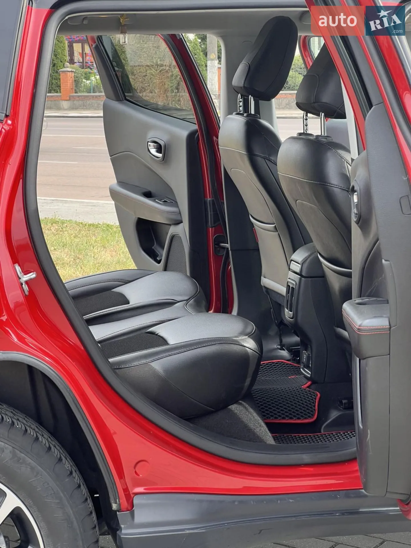 2020 Jeep Compass - мініатюра 32