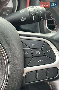 Внедорожник / Кроссовер Jeep Compass 2020 в 