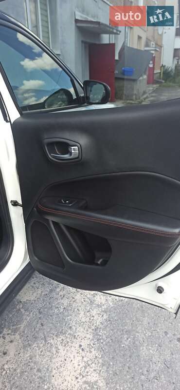 Позашляховик / Кросовер Jeep Compass 2018 в Рівному фото 11 Позашляховик / Кросовер Jeep Compass 2018 в Рівному