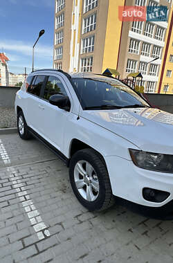 Внедорожник / Кроссовер Jeep Compass 2013 в Черновцах