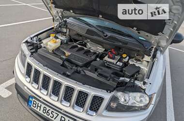 Внедорожник / Кроссовер Jeep Compass 2013 в Каменец-Подольском