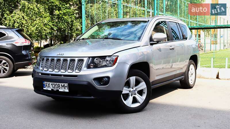 Внедорожник / Кроссовер Jeep Compass 2015 в Лубнах