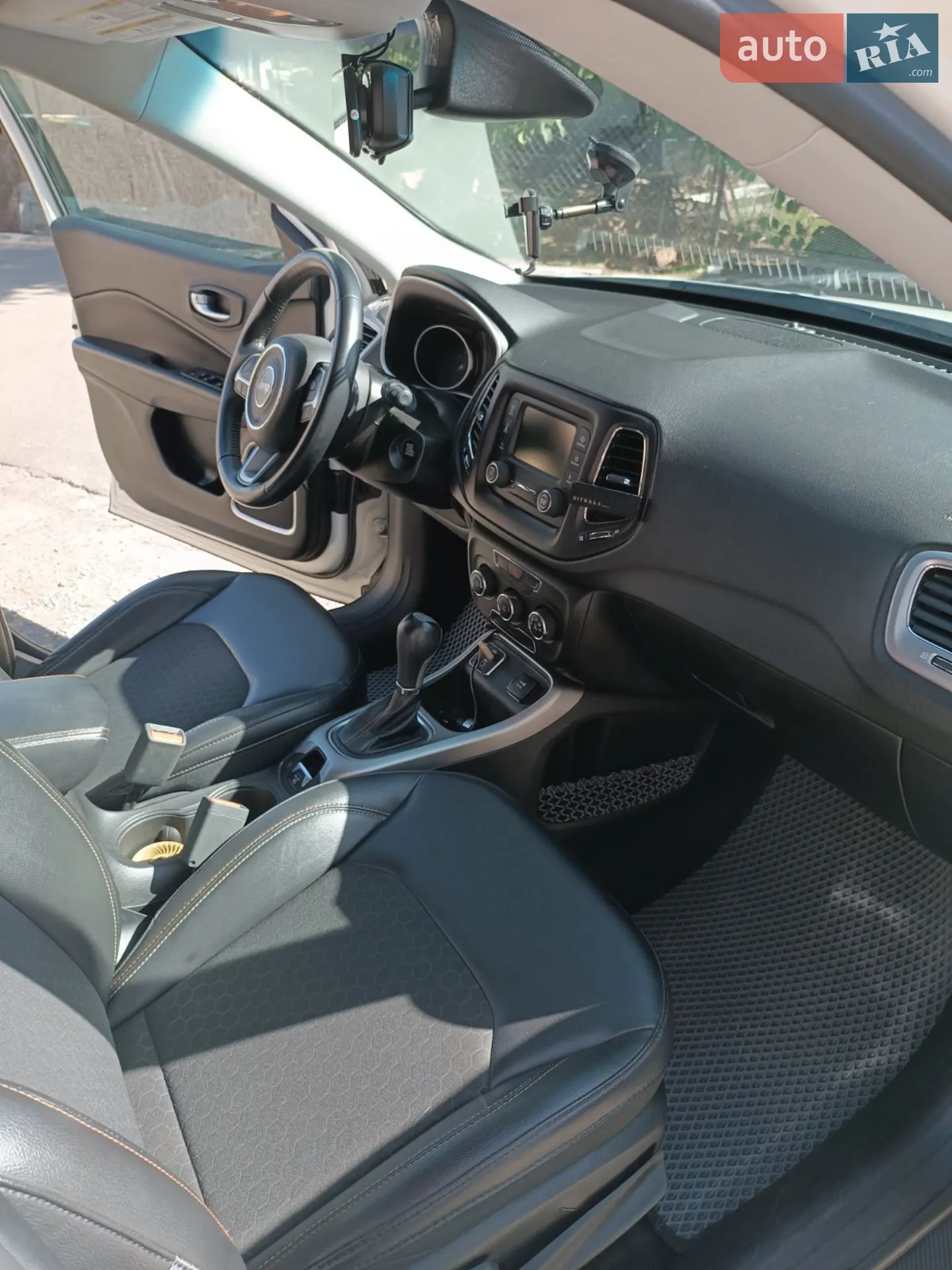 2018 Jeep Compass - мініатюра 19