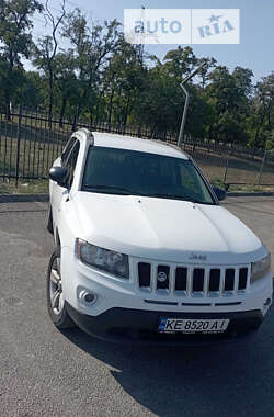 Внедорожник / Кроссовер Jeep Compass 2015 в Днепре