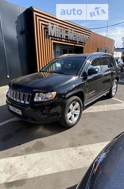 Позашляховик / Кросовер Jeep Compass 2012 в Києві