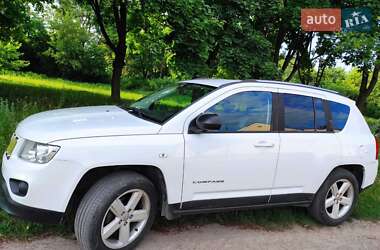 Внедорожник / Кроссовер Jeep Compass 2011 в 