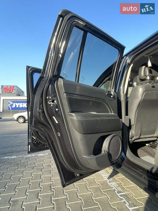 Внедорожник / Кроссовер Jeep Compass 2013 в Вышгороде