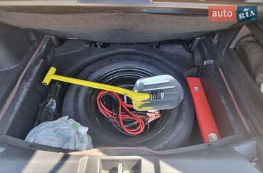 Внедорожник / Кроссовер Jeep Compass 2012 в Днепре