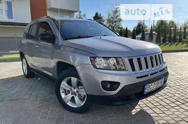 Позашляховик / Кросовер Jeep Compass 2014 в Новояворівську