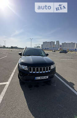 Позашляховик / Кросовер Jeep Compass 2012 в Києві