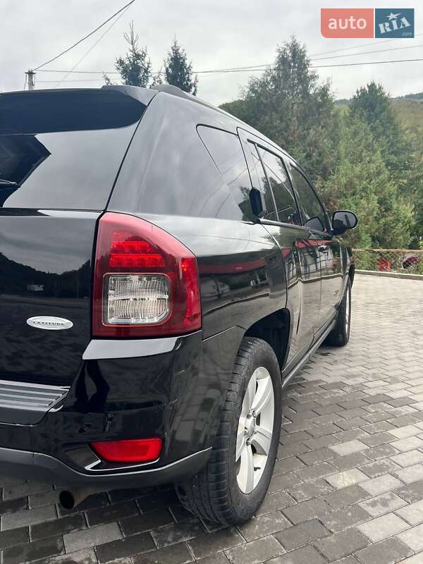 Внедорожник / Кроссовер Jeep Compass 2016 в Киеве