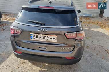 Внедорожник / Кроссовер Jeep Compass 2018 в 