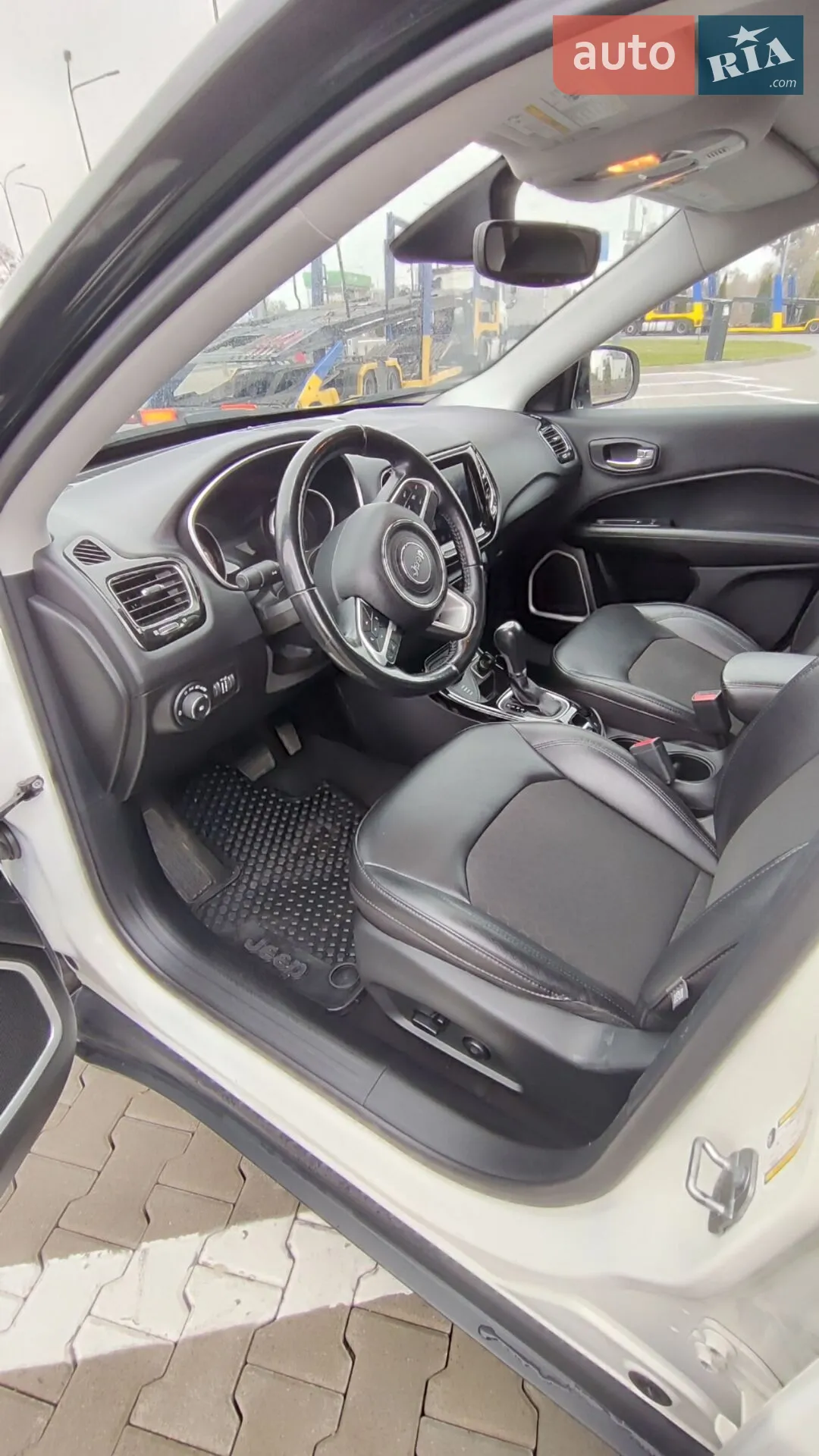 2019 Jeep Compass - мініатюра 20
