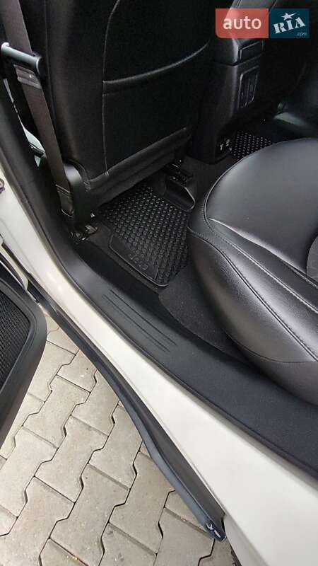 Внедорожник / Кроссовер Jeep Compass 2019 в Киеве фото 30 Внедорожник / Кроссовер Jeep Compass 2019 в Киеве