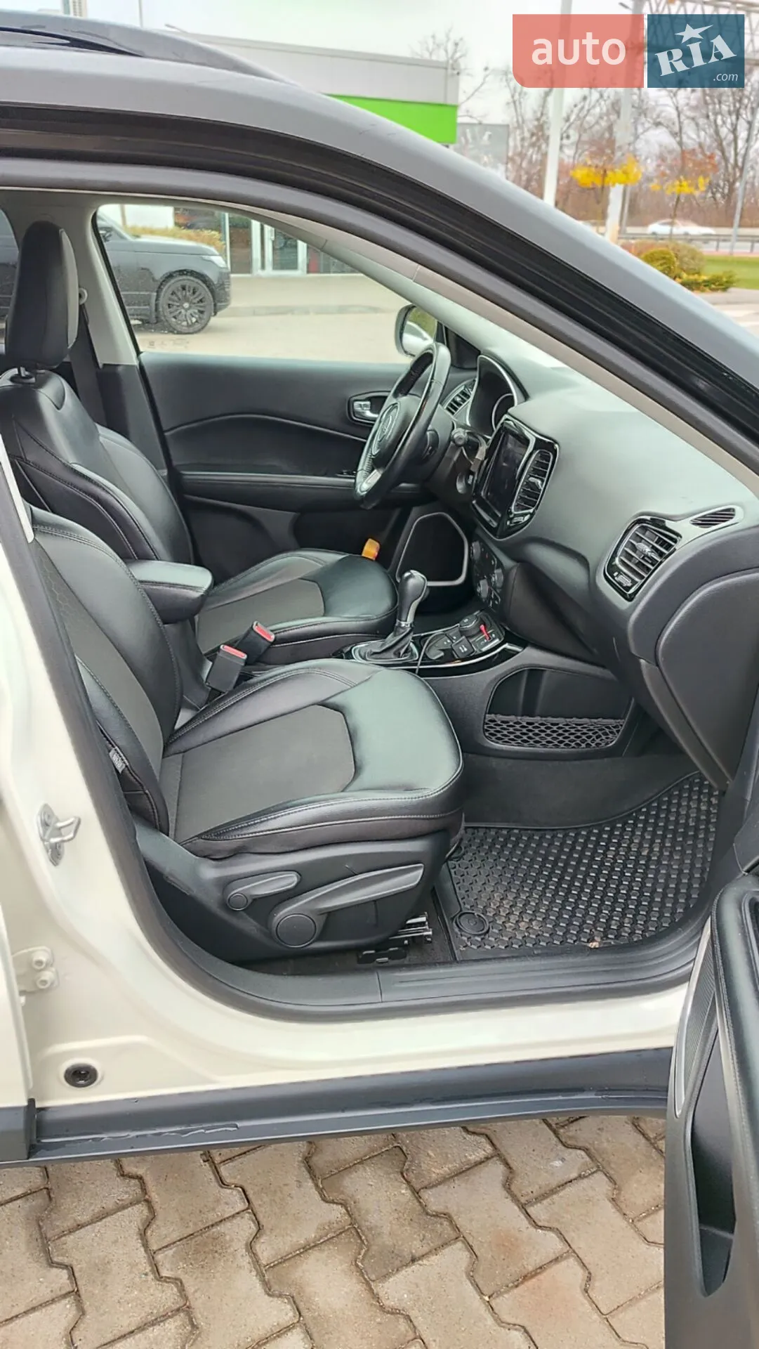 2019 Jeep Compass - мініатюра 32