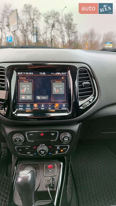 Внедорожник / Кроссовер Jeep Compass 2019 в Киеве фото 43 Внедорожник / Кроссовер Jeep Compass 2019 в Киеве