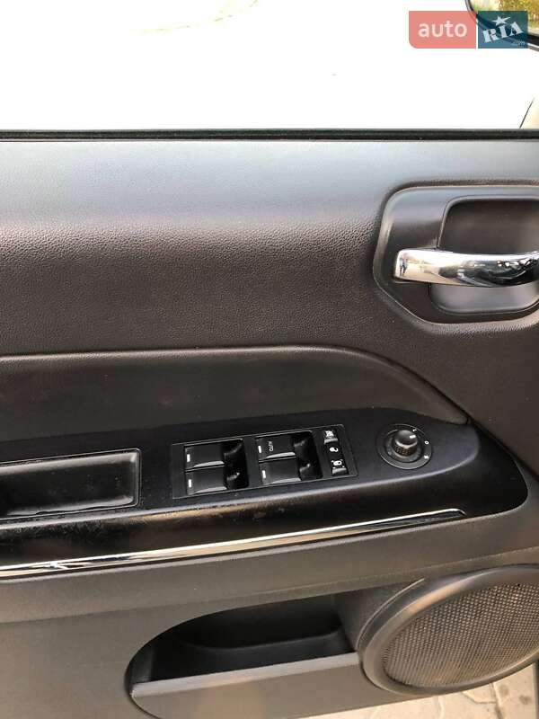 Внедорожник / Кроссовер Jeep Compass 2011 в Львове фото 14 Внедорожник / Кроссовер Jeep Compass 2011 в Львове