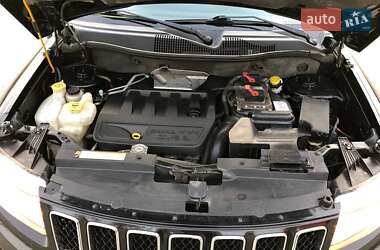 Внедорожник / Кроссовер Jeep Compass 2011 в 