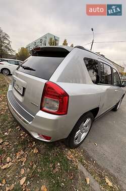 Позашляховик / Кросовер Jeep Compass 2012 в Києві
