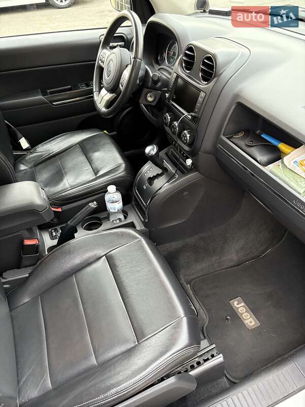 Позашляховик / Кросовер Jeep Compass 2012 в Києві