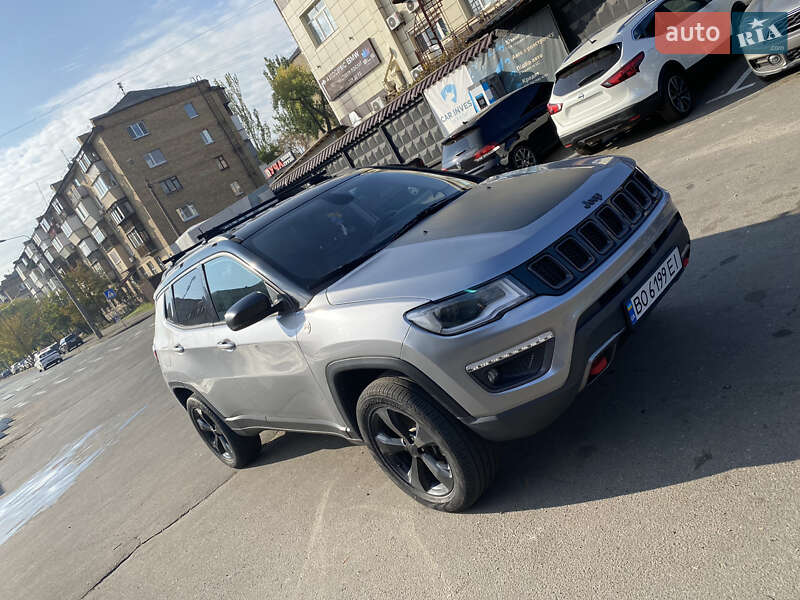 Внедорожник / Кроссовер Jeep Compass 2018 в Киеве