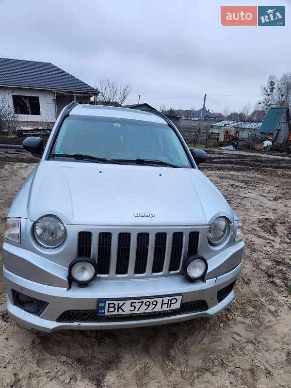 Позашляховик / Кросовер Jeep Compass 2007 в Сарнах