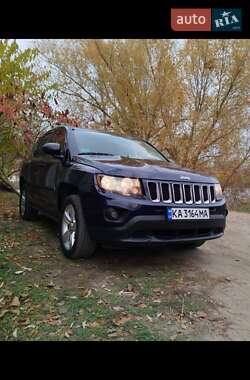 Внедорожник / Кроссовер Jeep Compass 2015 в 