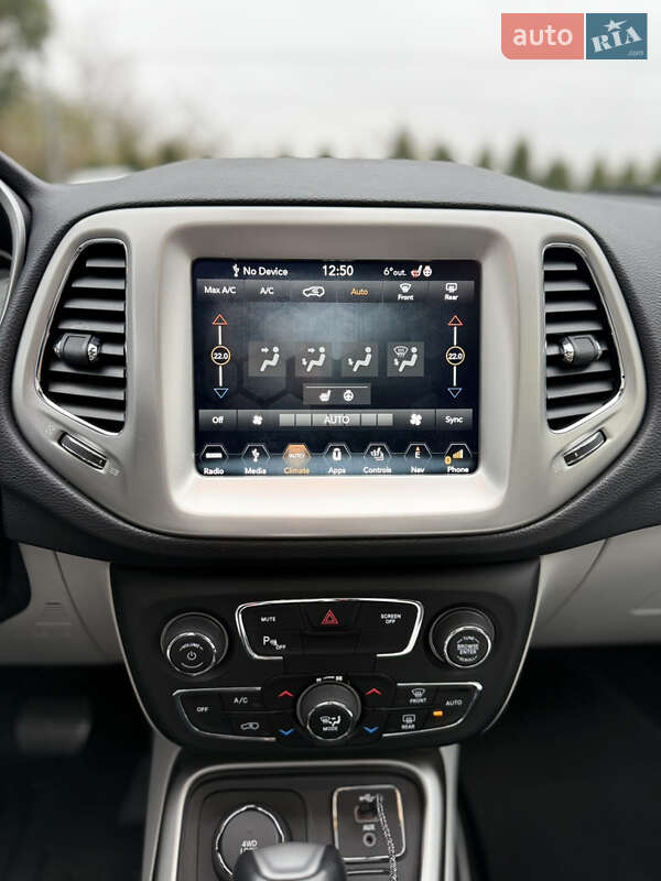 Внедорожник / Кроссовер Jeep Compass 2018 в Киеве фото 31 Внедорожник / Кроссовер Jeep Compass 2018 в Киеве