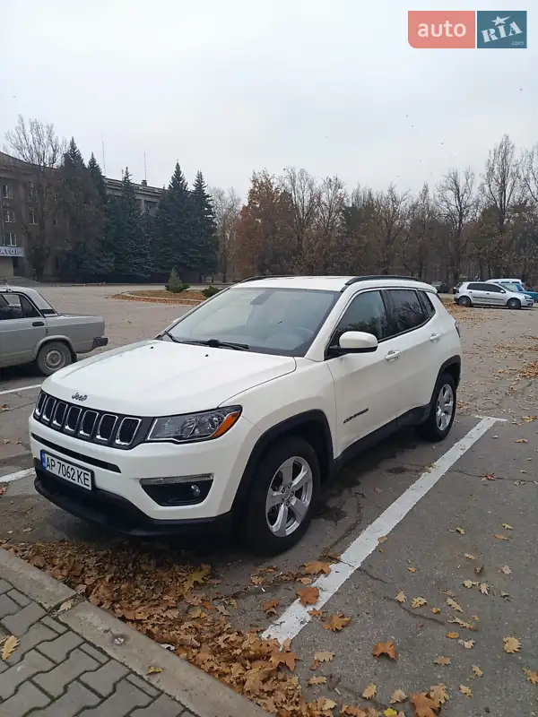 Внедорожник / Кроссовер Jeep Compass 2019 в 