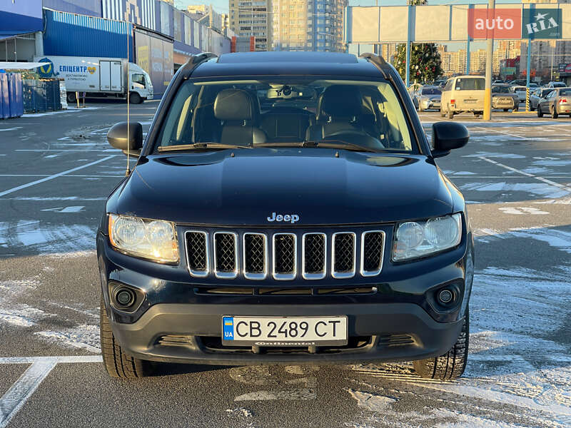 Внедорожник / Кроссовер Jeep Compass 2011 в Киеве