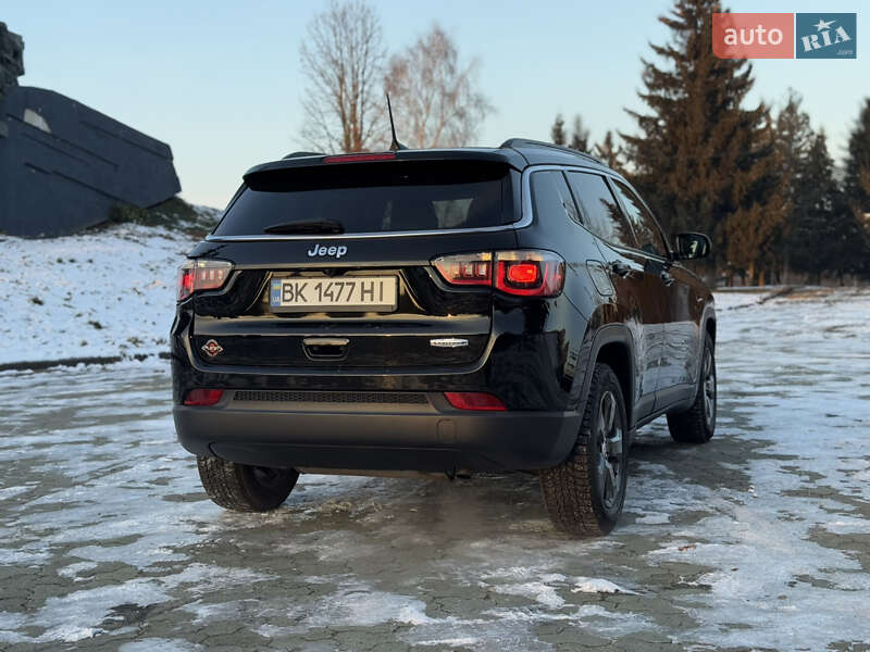 Внедорожник / Кроссовер Jeep Compass 2019 в Дубно