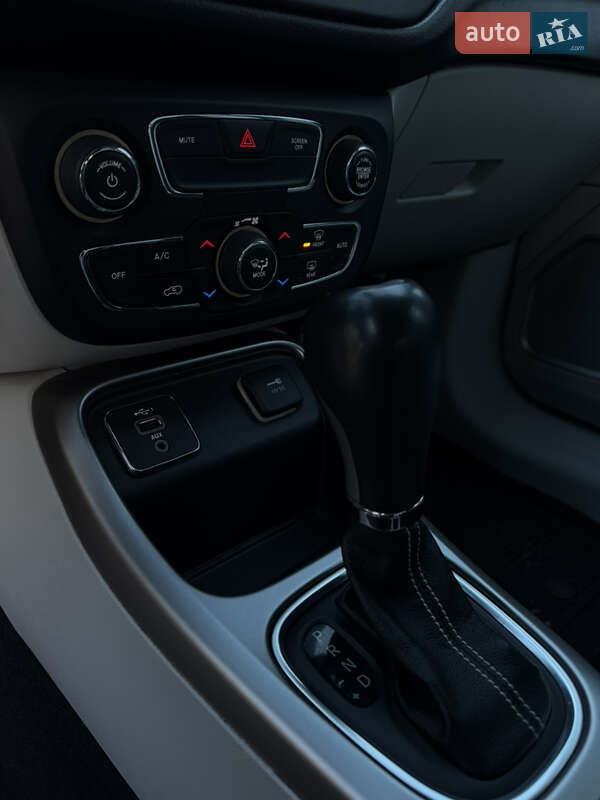 Внедорожник / Кроссовер Jeep Compass 2019 в Дубно